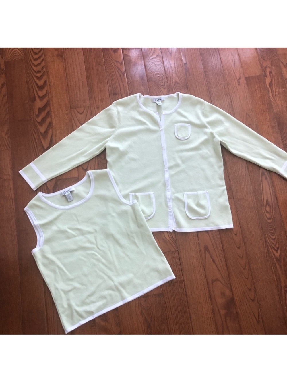 ** LAST CHANCE SALE** Carducci two pc top set